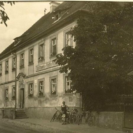 Goldener Adler Hotel Sulzheim  Exterior photo